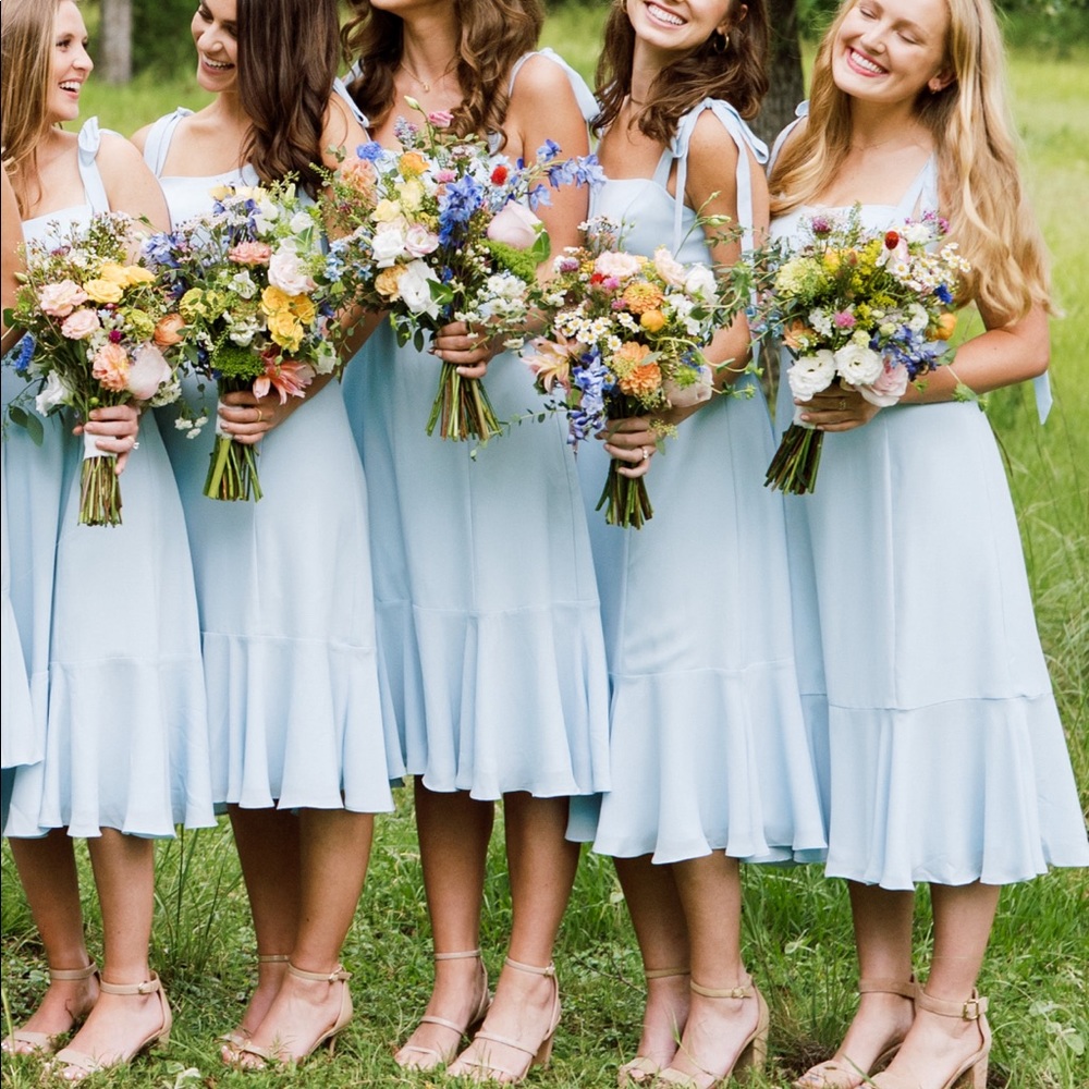 Fame & Partners Pale Blue Midi Dress